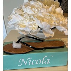 Nicola black patent flip flop NIB